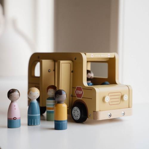 Autobus scolaire en bois avec personnages