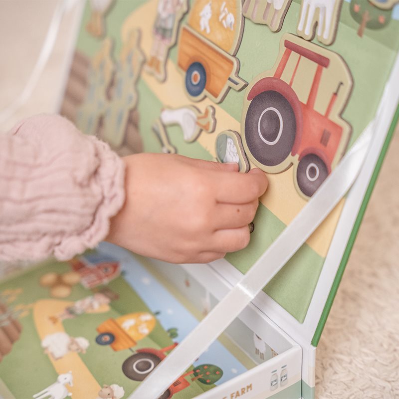 Little Farm magnetic table